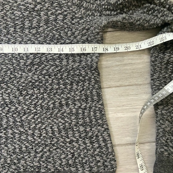 Anthropologie Moth Charcoal Gray Crew Neck Pullover Sweater Sz Medium - Picture 7 of 9
